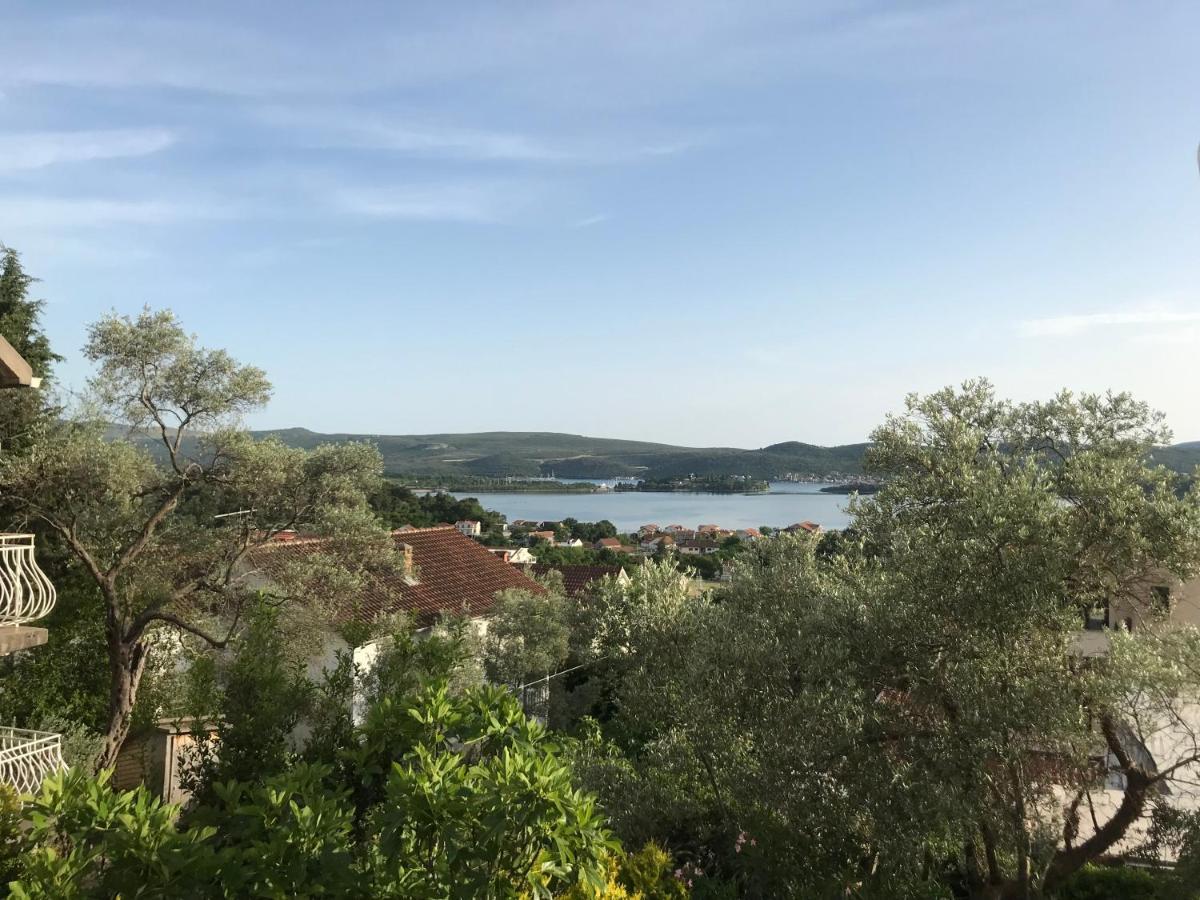 Madam Svetlana Bed & Breakfast Tivat Luaran gambar