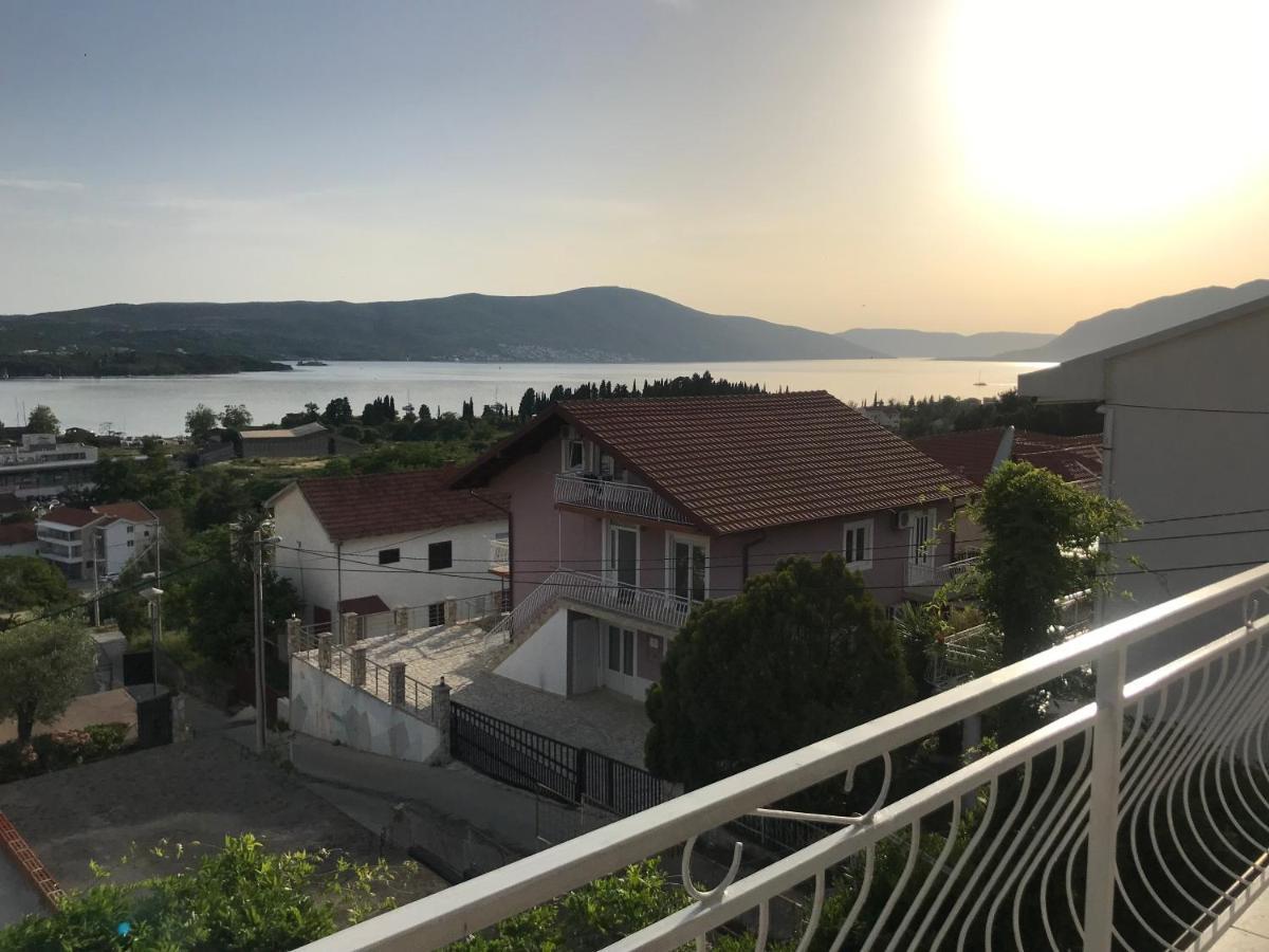 Madam Svetlana Bed & Breakfast Tivat Luaran gambar